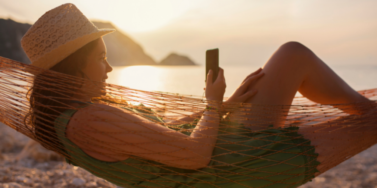 virtual phone number saves roaming charges